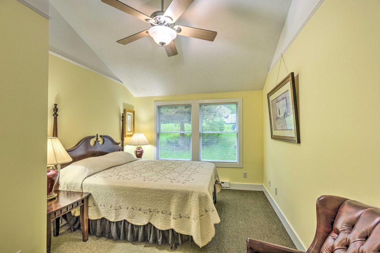 Charming Retreat Near Downtown Frankfort And Beaches Bagian luar foto
